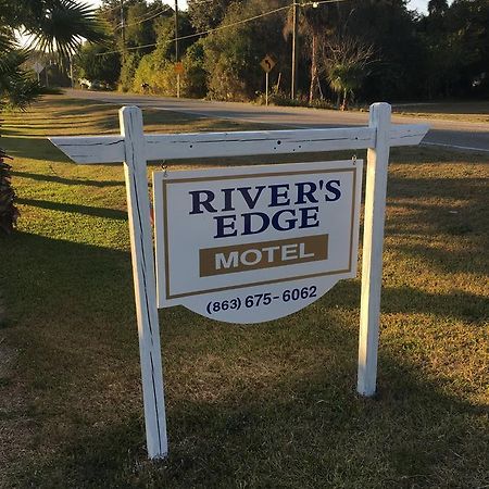 The Rivers Edge Motel LaBelle Экстерьер фото