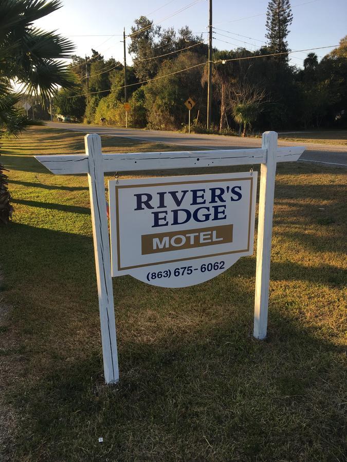 The Rivers Edge Motel LaBelle Экстерьер фото